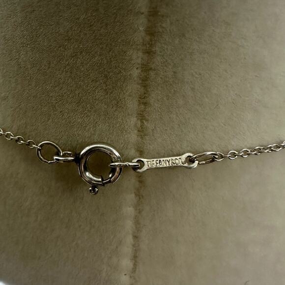 TIFFANY Paloma Picasso's Graffiti X pendant necklace EUC with Box & ribbon - Picture 8 of 9